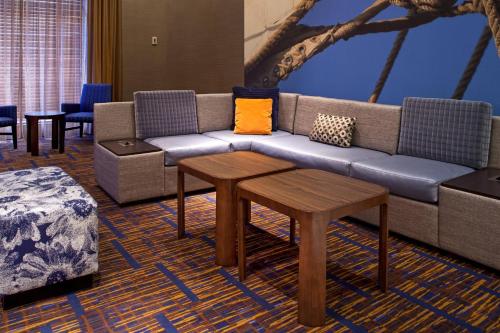 Courtyard by Marriott Baltimore Downtown/Inner Harbor Image