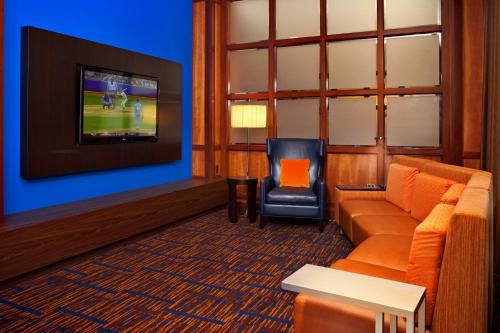 Courtyard by Marriott Baltimore Downtown/Inner Harbor Image