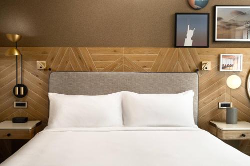 The Otis Hotel Austin, Autograph Collection Image