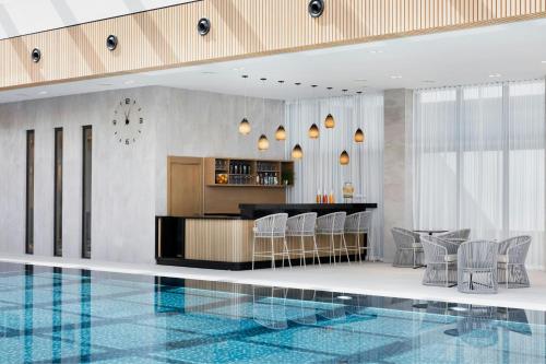 Piscina en o cerca de Courtyard by Marriott Batumi