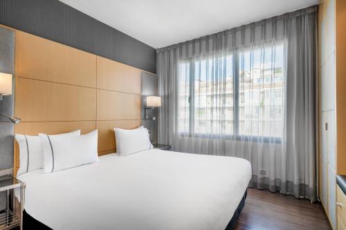 AC Hotel Victoria Suites by Marriott photo 26