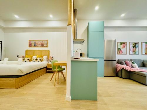 LOFT 3 - Space & Conform Close To Center