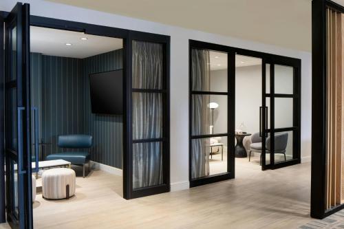 Zona de estar de Sheraton Fort Worth Downtown Hotel
