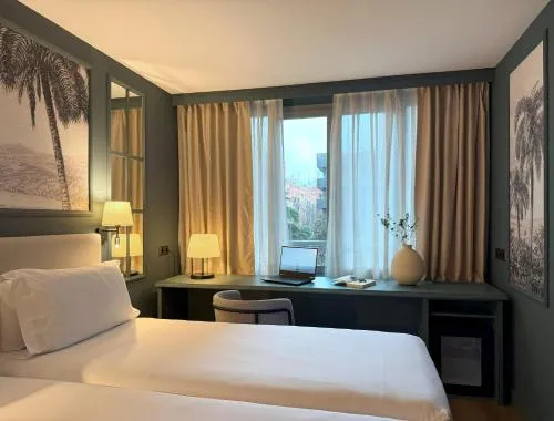 BYPILLOW Castellana photo 10