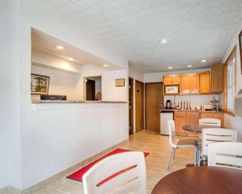 Gallery image of Econo Lodge in Saint Albans