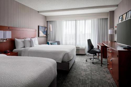 Courtyard by Marriott Denver Airport Image