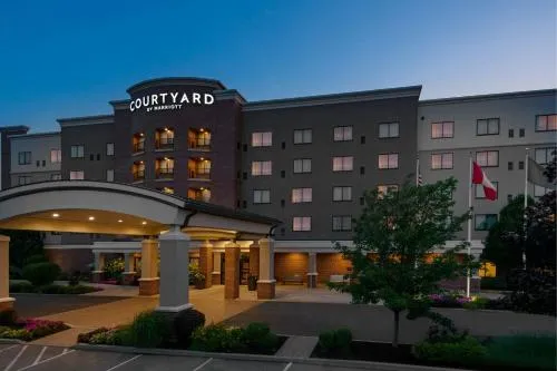 Courtyard by Marriott Buffalo Airport in Amherst