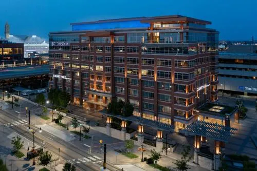 Courtyard by Marriott Buffalo Downtown/Canalside in Amherst