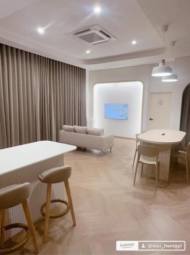 Gallery image of Level TWO pool villa Sriracha in Si Racha