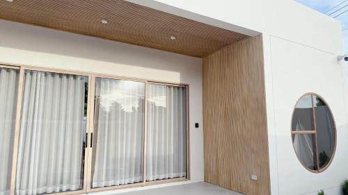 Gallery image of Level TWO pool villa Sriracha in Si Racha