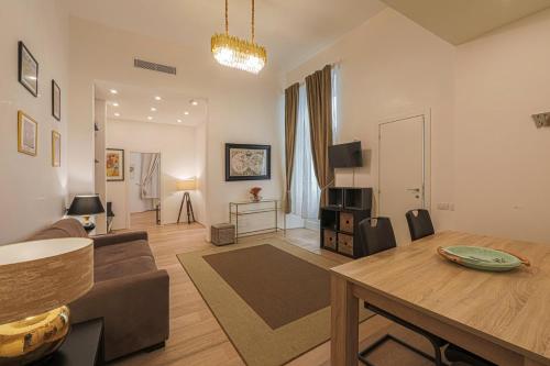 APT DELUXE in THE HEART OF CITY