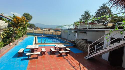 Piscina a Bungalow o a prop