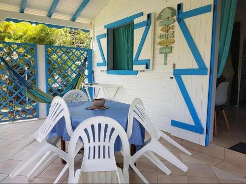 Un pato o zona al aire libre en Le ptit paradis créole