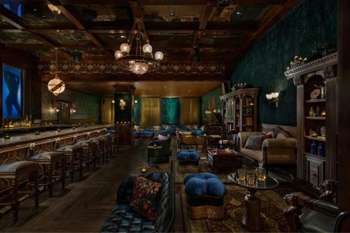Χώρος καθιστικού στο AC Hotel by Marriott Downtown Los Angeles