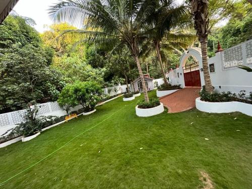 Taman di luar Baagh House Villa