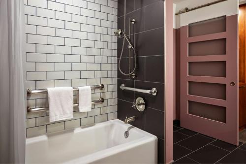 Renaissance Saint Elm Dallas Downtown Hotel Image