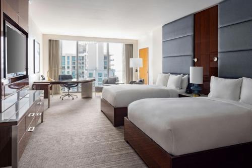 JW Marriott Marquis Miami Image