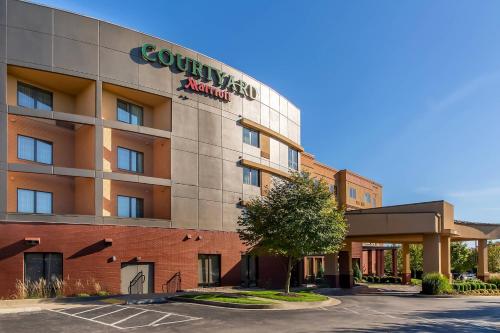 a rendering of a courtyard marriott hotel at Courtyard by Marriott Lexington Keeneland/Airport in Lexington