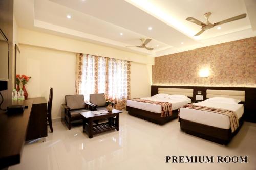 Katil atau katil-katil dalam bilik di Hotel Deepam