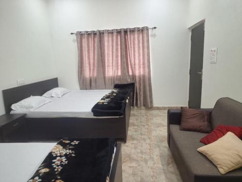 Gallery image of Arjun Guest House in Gaya