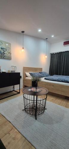 Χώρος καθιστικού στο X Rooms