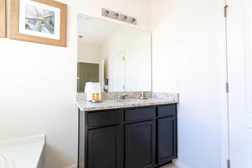 Marvelous 7 Bd w/ Pool Close to Disney @ Solterra 6086 photo 33