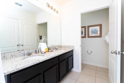 Marvelous 7 Bd w/ Pool Close to Disney @ Solterra 6086 photo 68