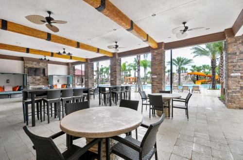 Marvelous 7 Bd w/ Pool Close to Disney @ Solterra 6086 photo 111
