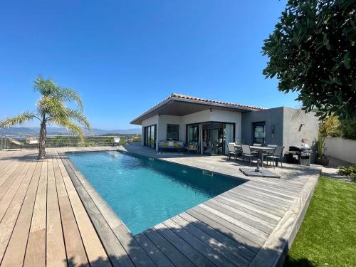 Villa Mylena avec vue sur la baie d'Ajaccio