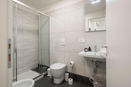 Urban Oasis with Terrace & free Parking, int11
