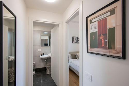 Urban Oasis with Terrace & free Parking, int11
