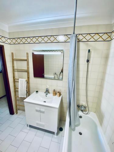 Apartamento com vista-mar na Praia da Rocha, Portimão