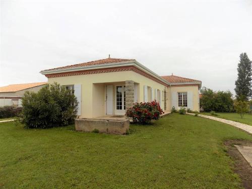 Saint Georges de Didonne - MAISON de CARACTERE avec GRAND JARDIN - excentré