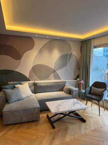 2 bedroom apartment renovated in the heart of Paris