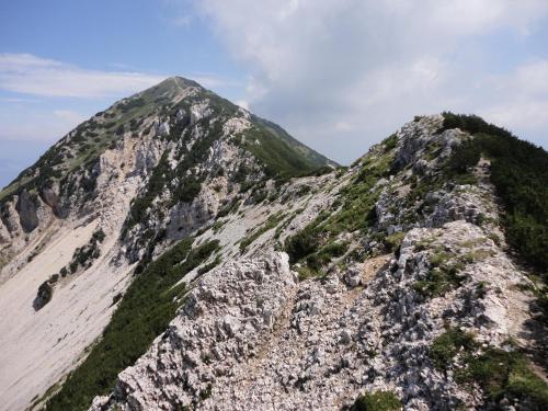 a view of a rocky mountain at Ferienwohnung Maderno in Affoltern