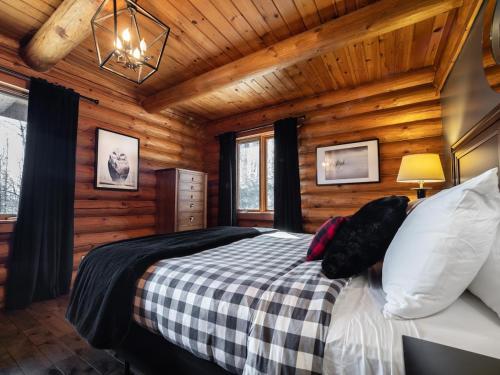 Fotografie z fotogalerie ubytování GRAND DUC - 5 BR Spa Mont Tremblant area v destinaci Labelle