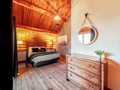 Fotografie z fotogalerie ubytování GRAND DUC - 5 BR Spa Mont Tremblant area v destinaci Labelle
