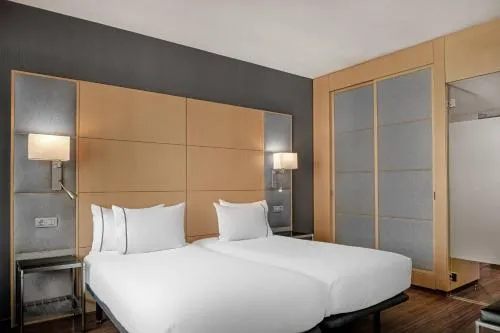 AC Hotel Victoria Suites by Marriott photo 13
