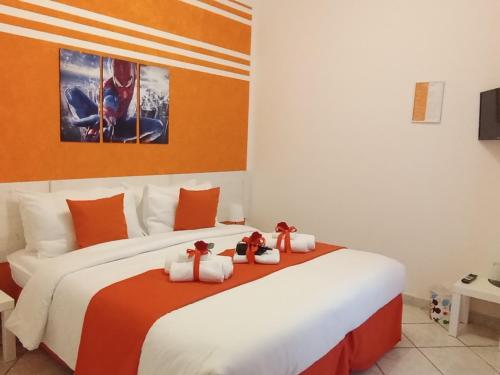Una cama o camas en una habitación de G&G Giusy e Gabry