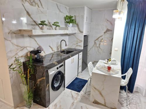 Modern Quiet Apartment in the Center of Rhodes