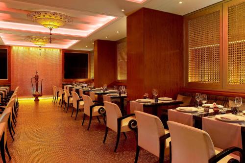 Restaurace v ubytování Hotel President Wilson, a Luxury Collection Hotel, Geneva