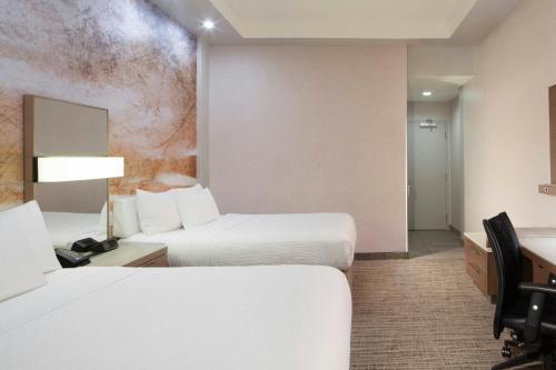 Katil atau katil-katil dalam bilik di Courtyard By Marriott El Paso Downtown/Convention Center