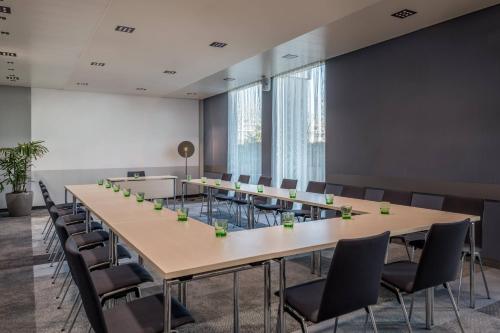Zona business o sala de conferencias en Courtyard by Marriott Linz