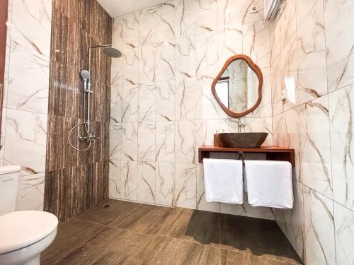 A bathroom at The Wise Ubud