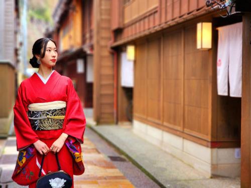 Tetamu yang menginap di Kanazawa Station Hotel