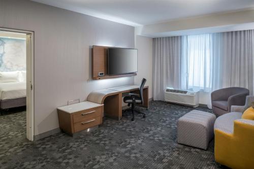 Courtyard by Marriott Hilton Head Island photo 29