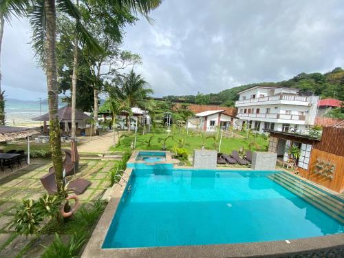 Bazén v ubytování Casa Loubel Beach Resort nebo v jeho okolí