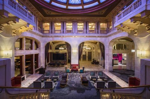Renaissance Pittsburgh Hotel Image