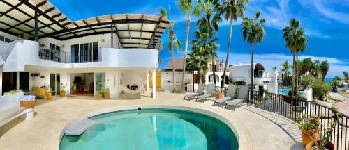 Πισίνα στο ή κοντά στο Nice apartment near the beach #8