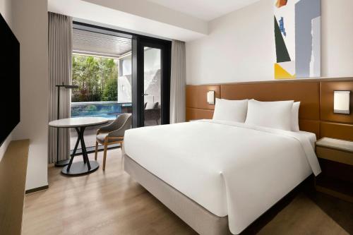 Letto o letti in una camera di AC Hotel by Marriott Seoul Gangnam